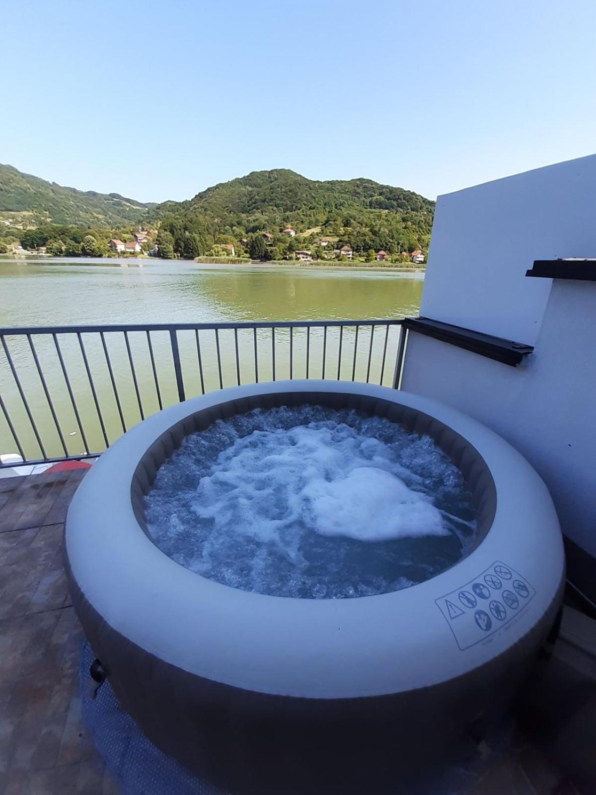 Vila Oaza - Zvornicko Jezero Zvornik Ngoại thất bức ảnh